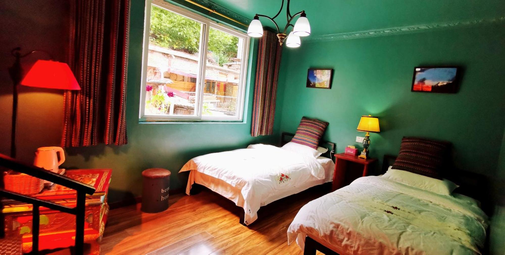 Kangding Guozhuang Nan Wu Hao Boutique Inn Exterior photo